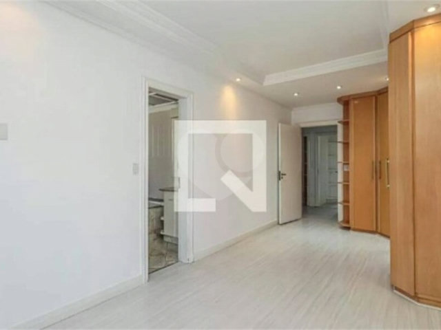 Apartamento à venda com 3 quartos, sendo 1 suíte,  em Santa Paula, São Caetano do Sul, SP