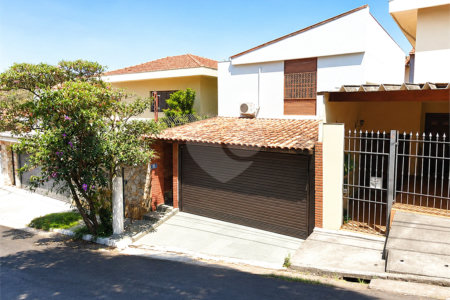 Sobrado à venda com 3 quartos, sendo 1 suíte, em Brooklin, São Paulo, SP