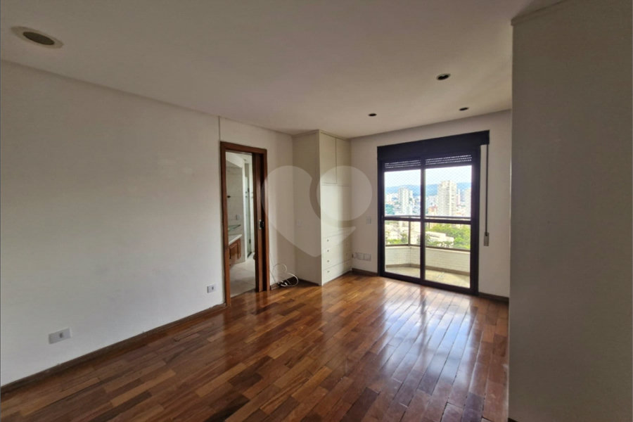 Cobertura à venda com 4 quartos, sendo 2 suítes, em Santana, São Paulo, SP