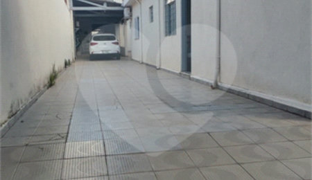 Casa à venda com 4 quartos, sendo 1 suíte,  em Jardim do Estádio, Itu, SP