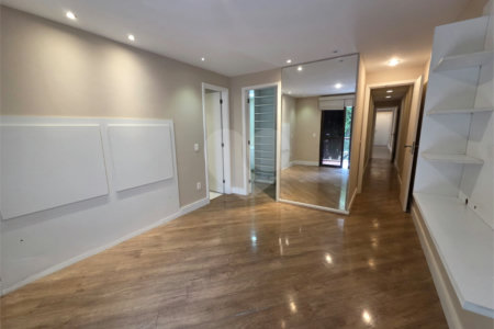 Apartamento à venda com 3 quartos, sendo 1 suíte,  em Tijuca, Rio de Janeiro, RJ