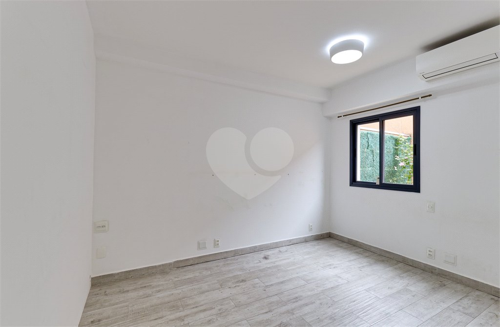 Apartamento à venda com 1 suíte em Alto da Boa Vista, São Paulo, SP