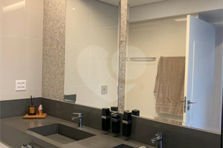Apartamento à venda com 3 suítes em Vila Buarque, São Paulo, SP