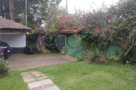 Terreno à venda com 6 quartos no condomínio Quinta dos Lagos, Cotia - SP