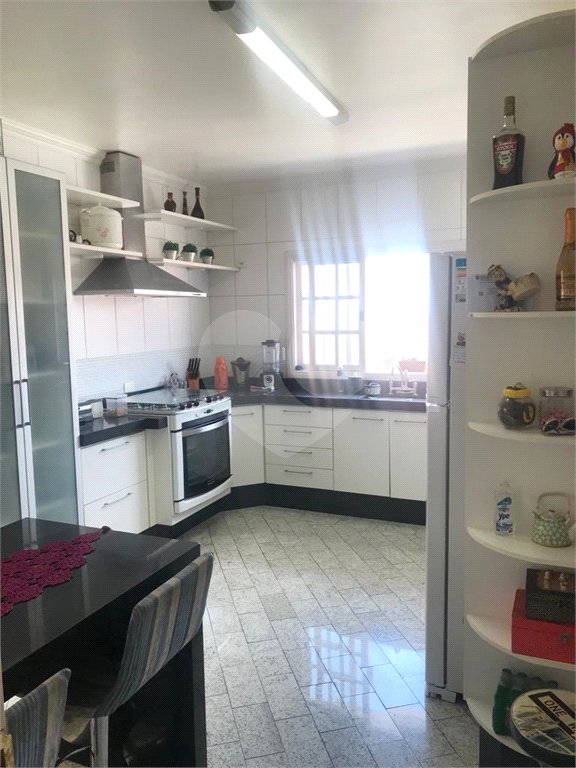 Sobrado à venda com 3 suítes em Vila Paulicéia, São Paulo, SP