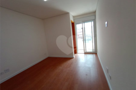 Sobrado à venda com 3 quartos, sendo 1 suíte,  em Campo Grande, São Paulo, SP