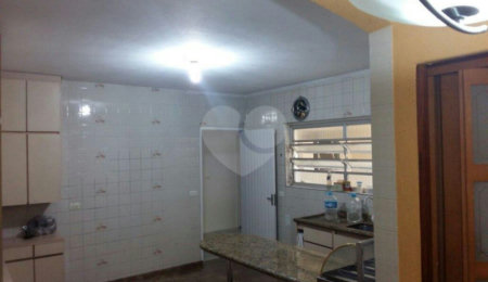 Sobrado à venda com 3 quartos, sendo 1 suíte, em Jardim Brasil (zona Norte), São Paulo, SP