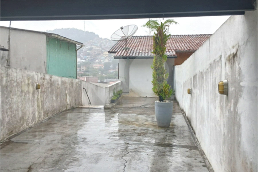 Sobrado à venda com 3 quartos, sendo 1 suíte,  em Tremembé, São Paulo, SP