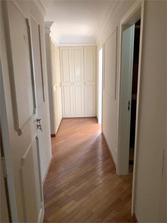 Apartamento à venda com 3 suítes em Vila Suzana, São Paulo, SP