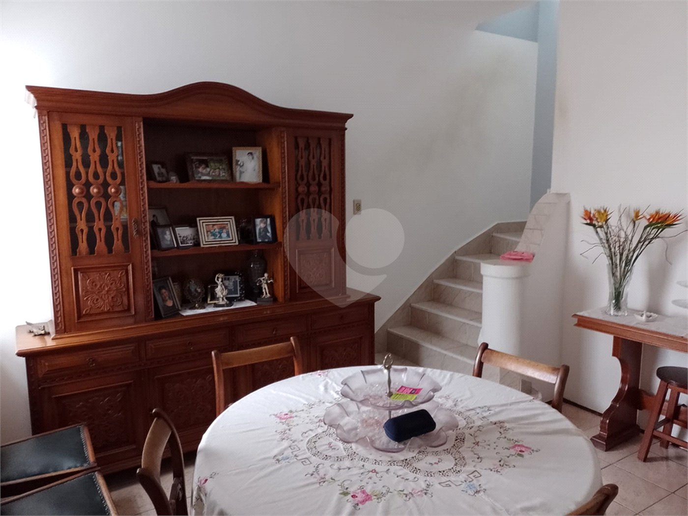 Sobrado à venda com 8 quartos, sendo 3 suítes, em Tucuruvi, São Paulo, SP