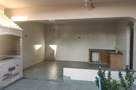 Casa à venda com 5 quartos, sendo 1 suíte, em Jaguaré, São Paulo, SP