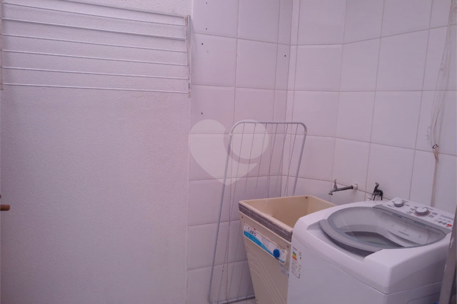 Casa à venda com 3 quartos, sendo 1 suíte, no condomínio Horto Residence, São Paulo - SP