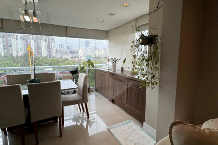 Apartamento à venda com 2 quartos, sendo 1 suíte, em Água Branca, São Paulo, SP