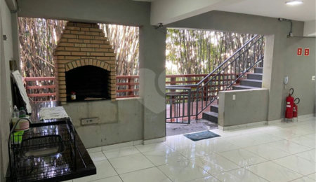 Casa à venda ou para alugar com 2 quartos no condomínio Esmeraldino, São Paulo - SP