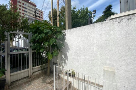 Casa Térrea à venda com 3 quartos, sendo 1 suíte, em Santa Teresinha, São Paulo, SP