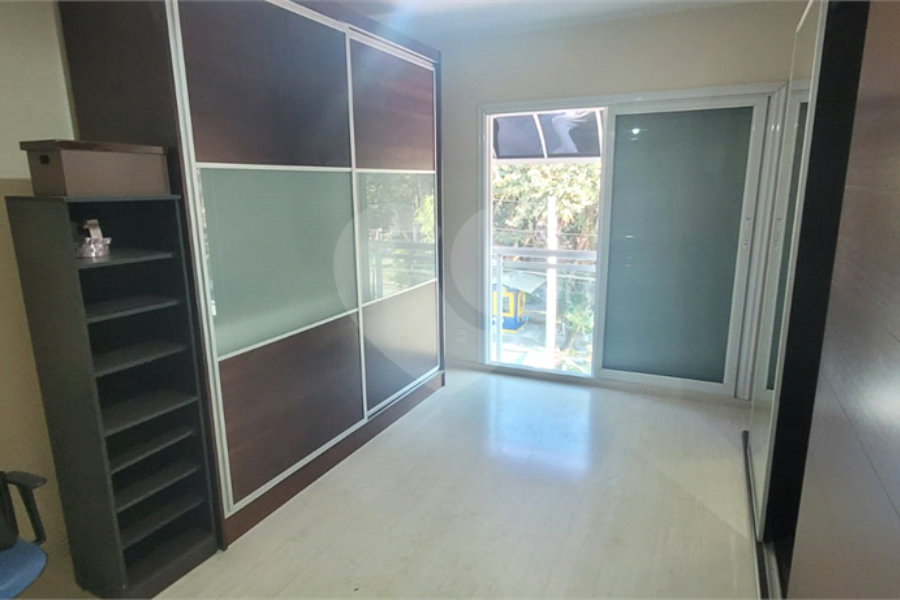 Sobrado à venda com 4 quartos, sendo 2 suítes, em Tucuruvi, São Paulo, SP