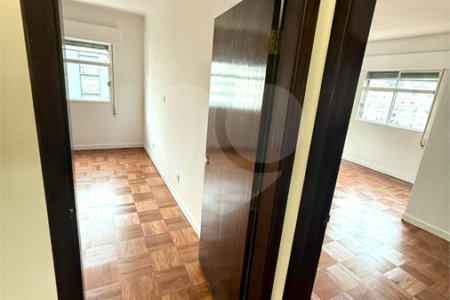 Apartamento à venda com 4 quartos, sendo 1 suíte, em Paraíso, São Paulo, SP