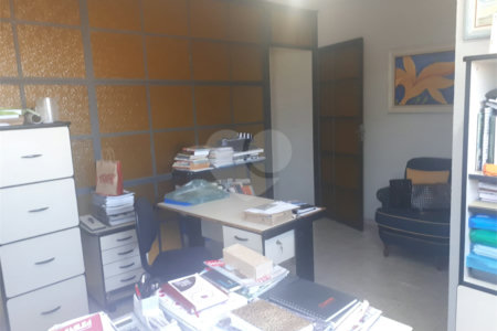 Casa à venda ou para alugar com 3 quartos, sendo 2 suítes,  no Centro, Vinhedo, SP