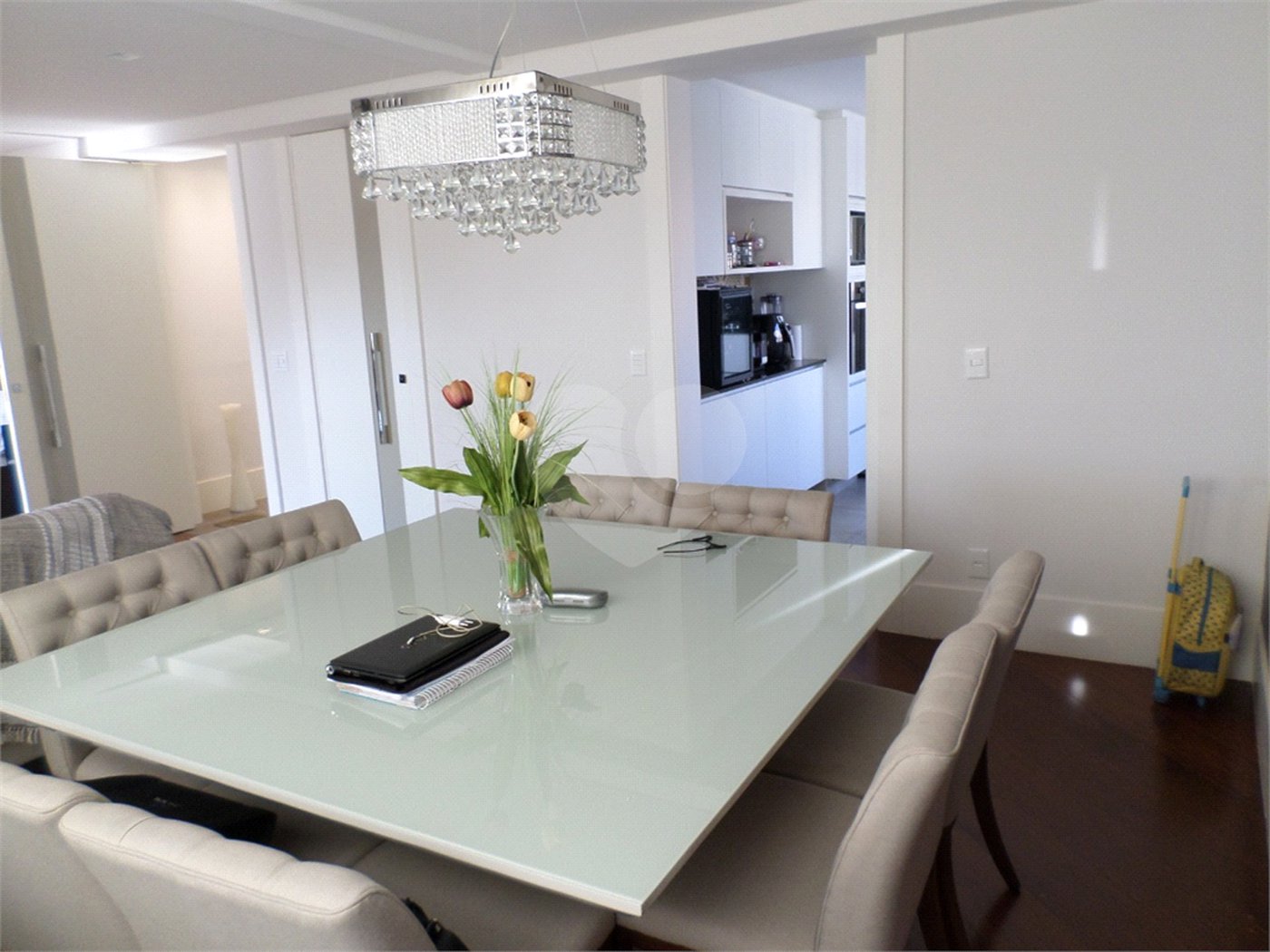 Apartamento à venda com 4 quartos, sendo 2 suítes, em Jardim Londrina, São Paulo, SP