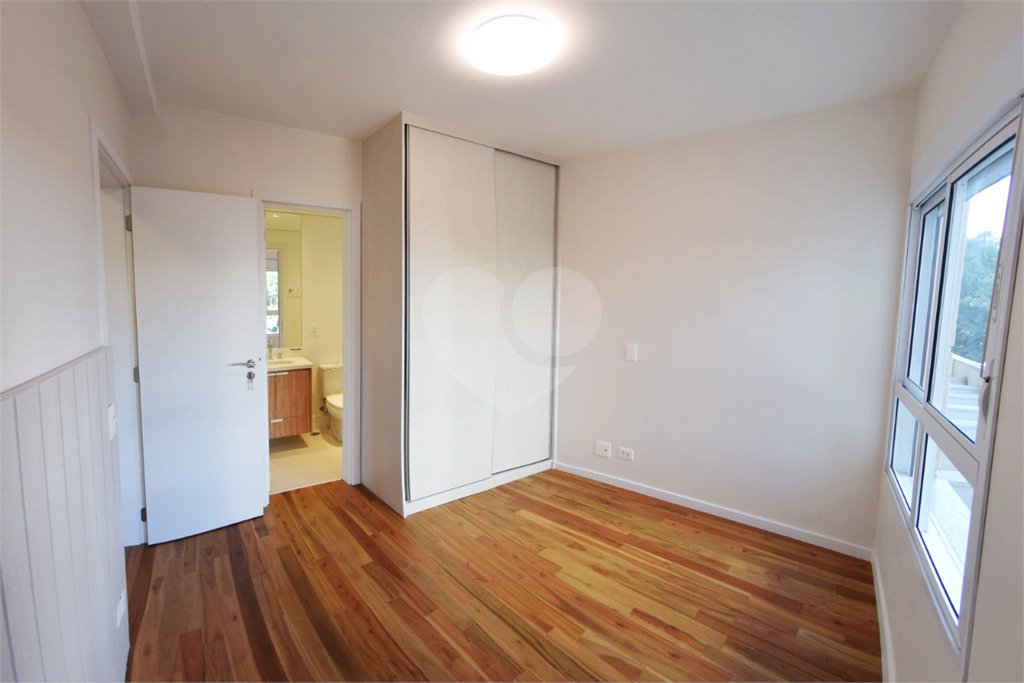 Apartamento à venda com 3 suítes em Vila Romana, São Paulo, SP