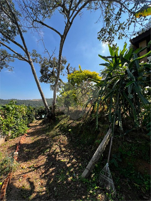 Casa à venda com 3 quartos, sendo 1 suíte, no Centro, Guararema, SP