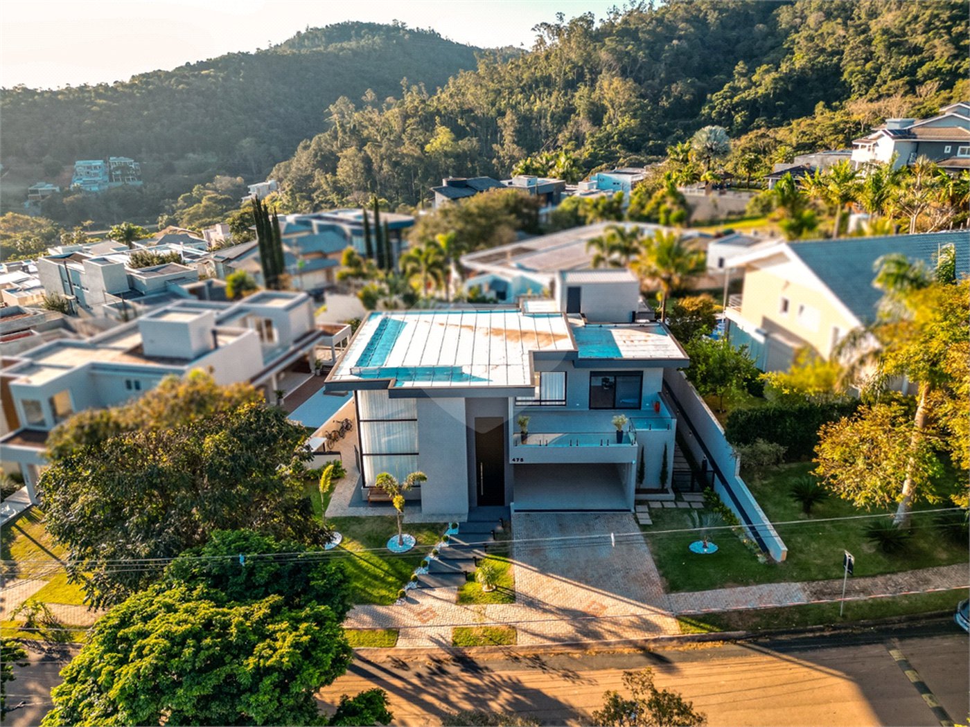 Casa à venda com 4 suítes em Condomínio Porto Atibaia, Atibaia, SP
