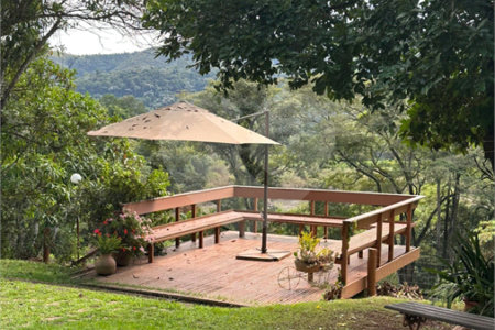 Casa à venda com 4 quartos, sendo 2 suítes,  no condomínio Chacara Marques, Santana de Parnaíba - SP