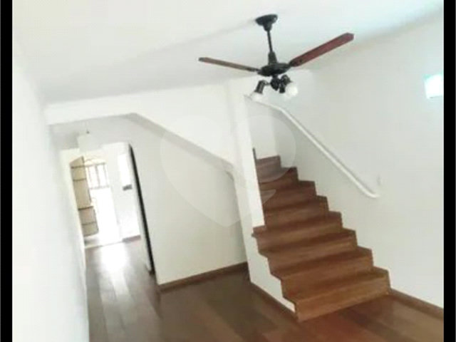 Sobrado à venda com 4 quartos, sendo 1 suíte,  em Tremembé, São Paulo, SP