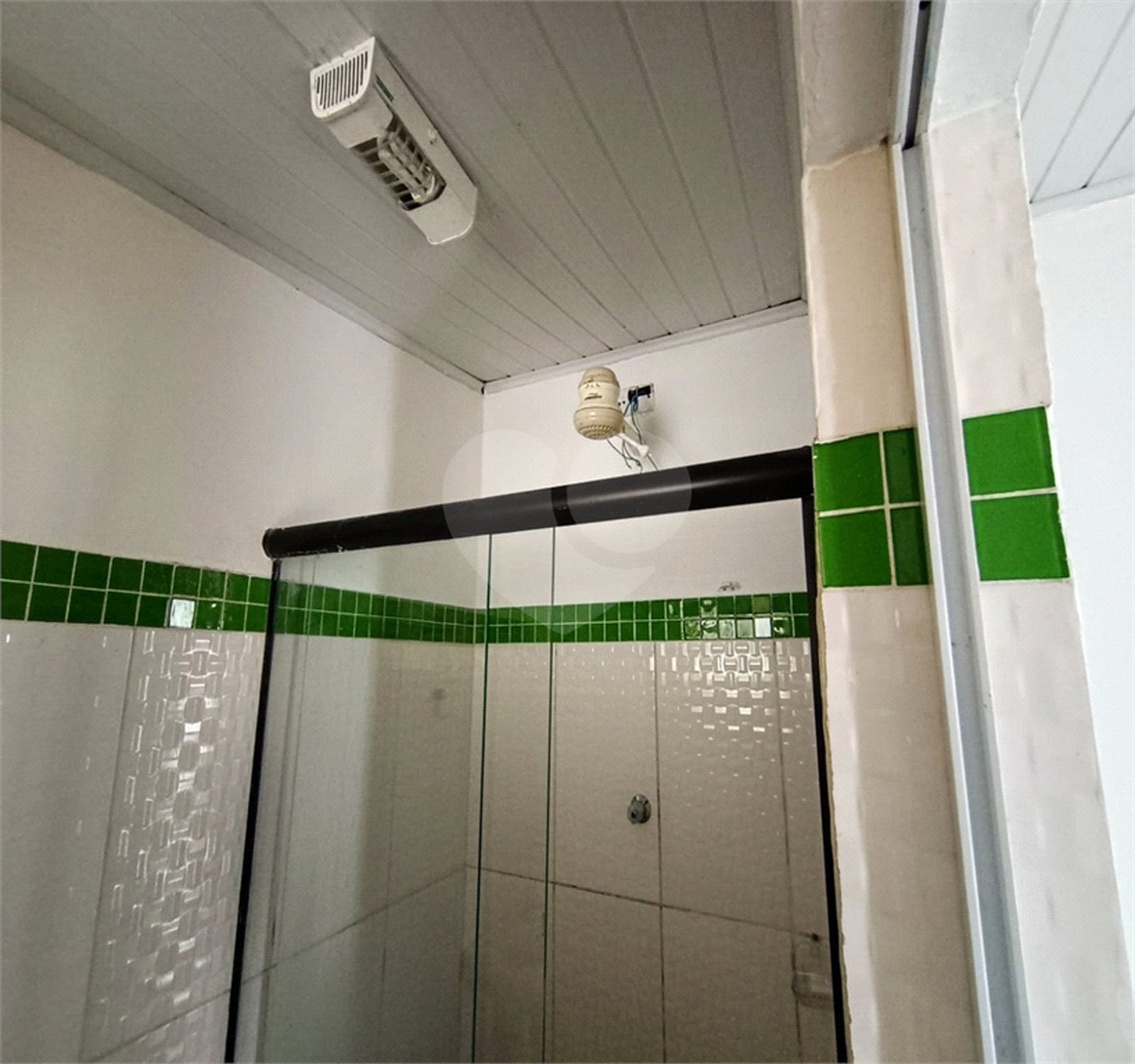 Casa para alugar com 1 quarto no condomínio Cond R Claudio Rodrigues Lopes, São Paulo - SP