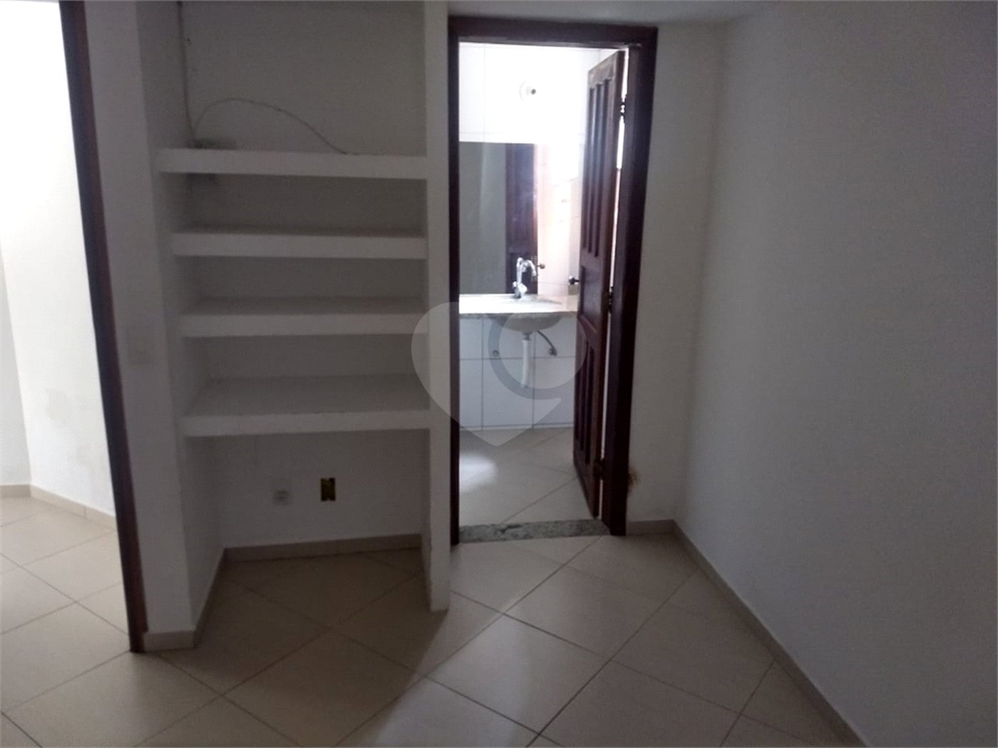Casa à venda com 2 suítes em Bosque, Vinhedo, SP