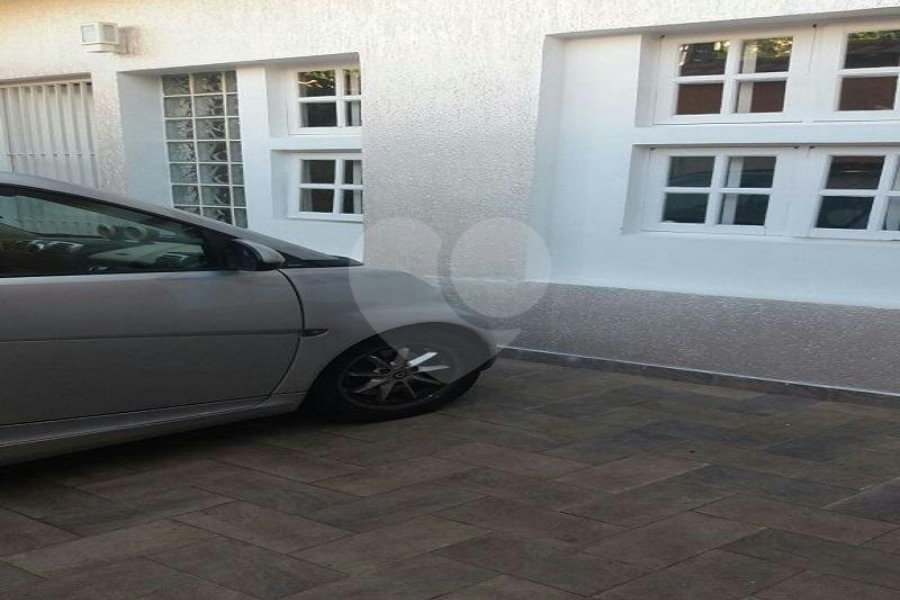 Sobrado à venda ou para alugar com 4 quartos, sendo 1 suíte,  em Santana, São Paulo, SP