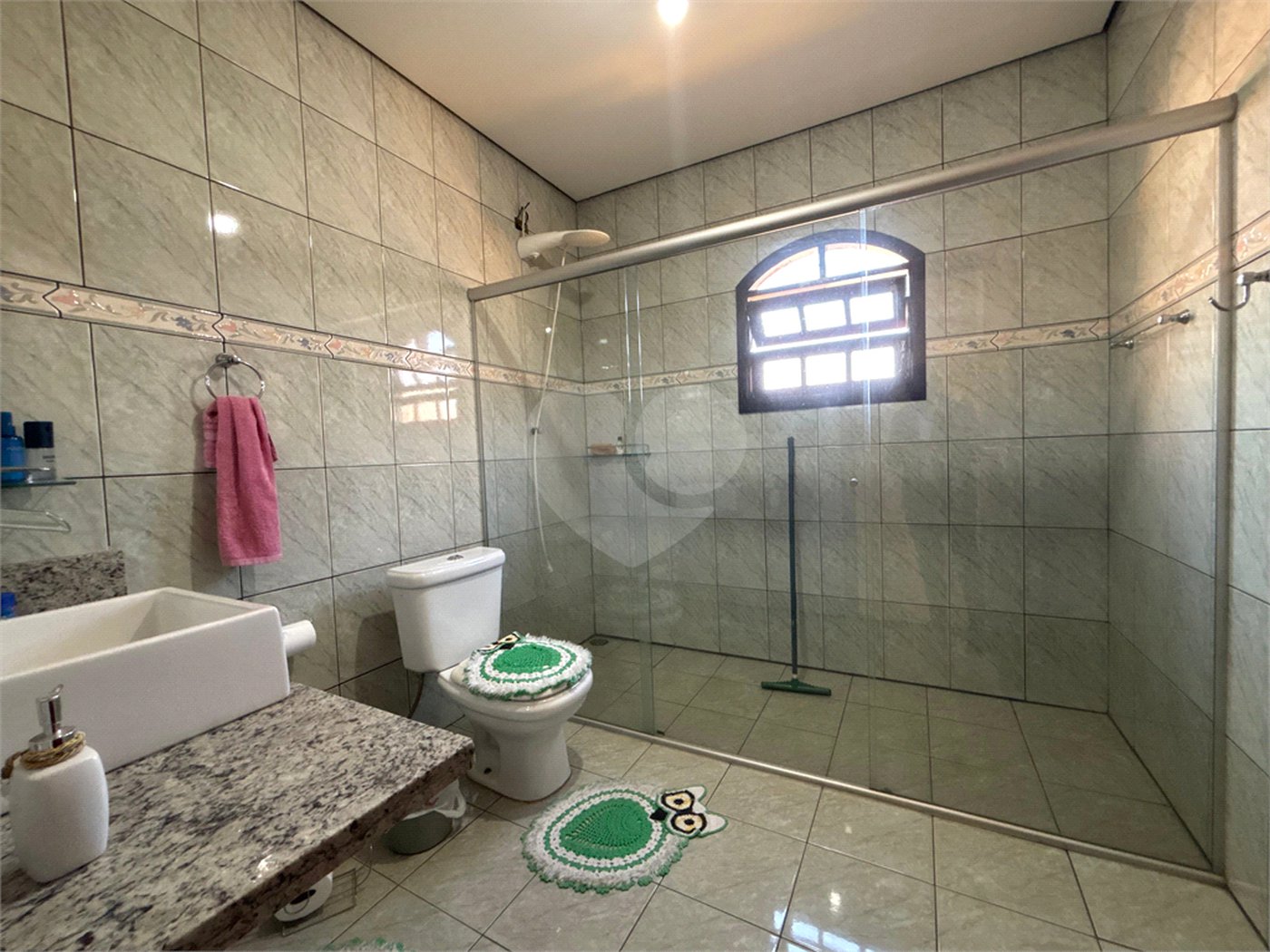 Casa à venda com 3 quartos, sendo 1 suíte, em Vila Galvão, Guarulhos, SP