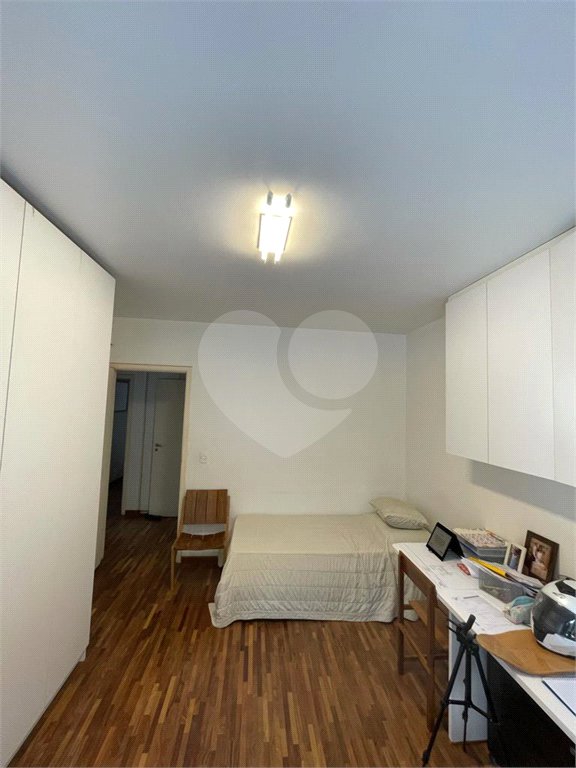 Casa à venda com 4 quartos, sendo 1 suíte, em Vila Morumbi, São Paulo, SP