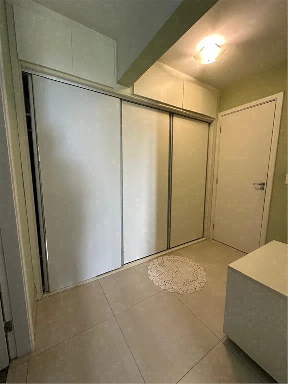 Casa à venda com 3 quartos, sendo 2 suítes, no condomínio Townhouse Village Morumbi, São Paulo - SP