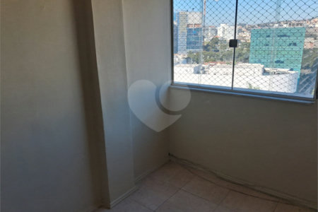 Apartamento à venda com 2 quartos em Praça da Bandeira, Rio de Janeiro, RJ