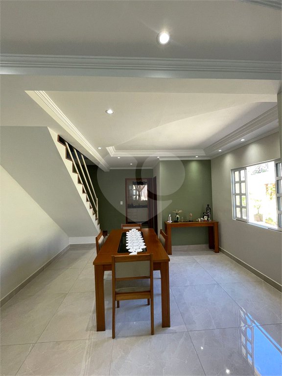 Casa à venda com 3 quartos, sendo 1 suíte, no condomínio Jardim Europa, Mogi das Cruzes - SP