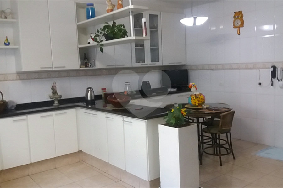 Sobrado à venda com 3 suítes em Jardim Franca, São Paulo, SP