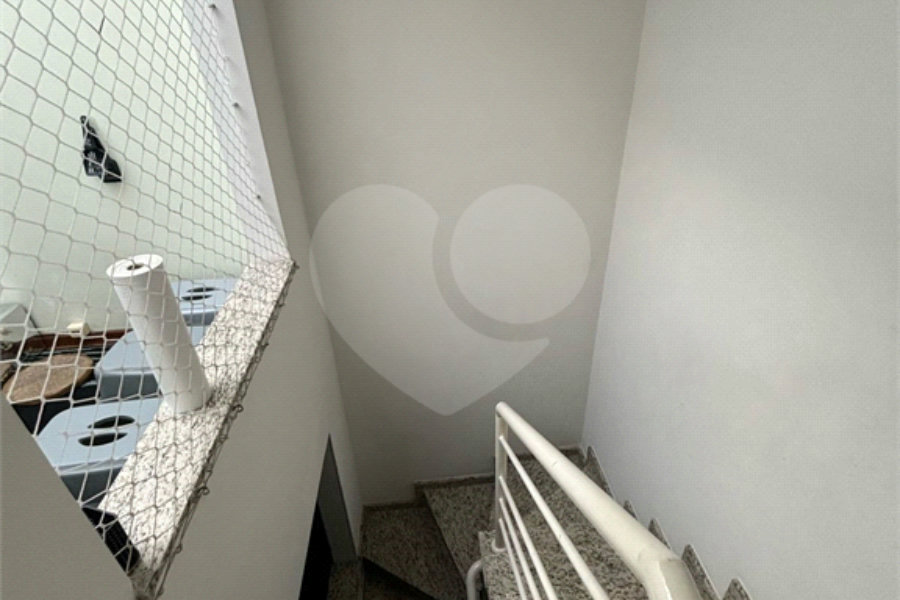 Sobrado à venda com 3 quartos, sendo 1 suíte,  em Tremembé, São Paulo, SP