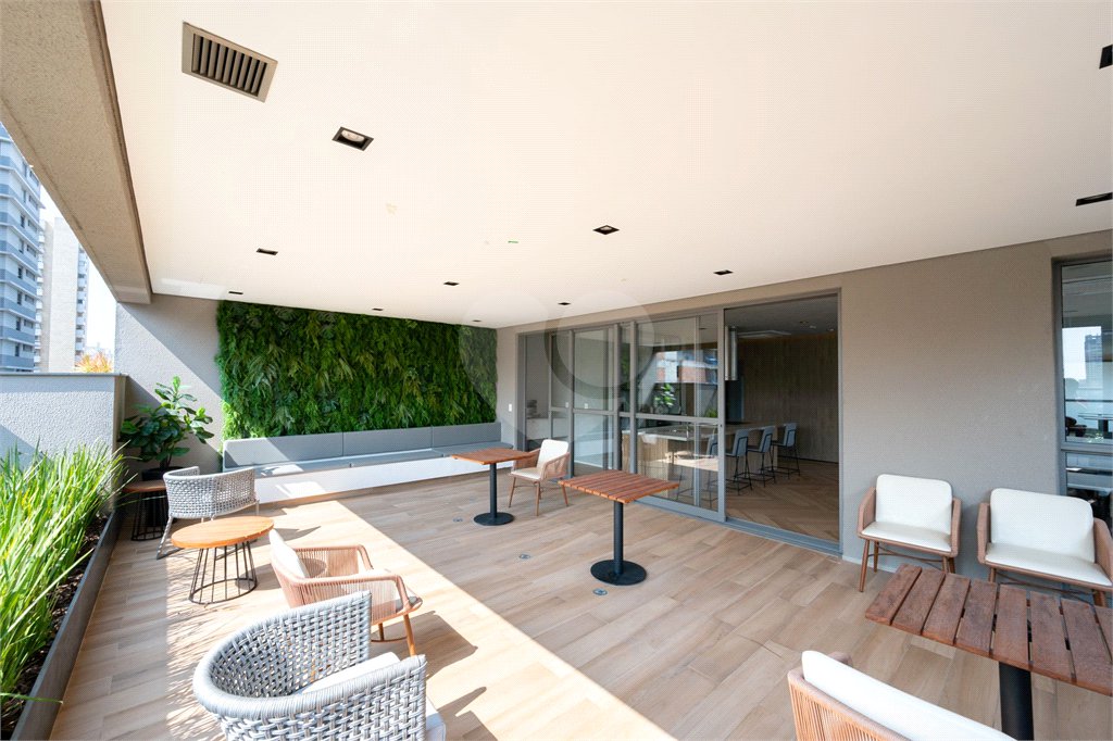 Apartamento à venda com 3 suítes em Vila Clementino, São Paulo, SP