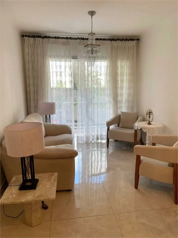 Apartamento à venda com 3 quartos, sendo 1 suíte, em Jardim Colombo, São Paulo, SP
