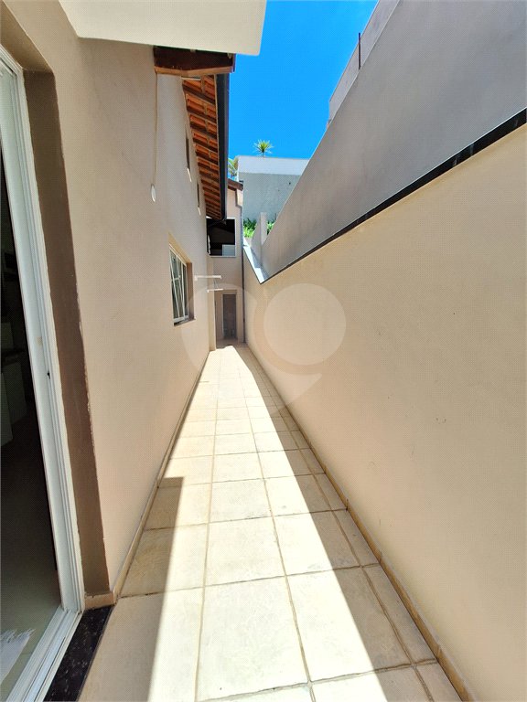 Casa à venda com 3 suítes no condomínio Bosque de Grevilea, Vinhedo - SP