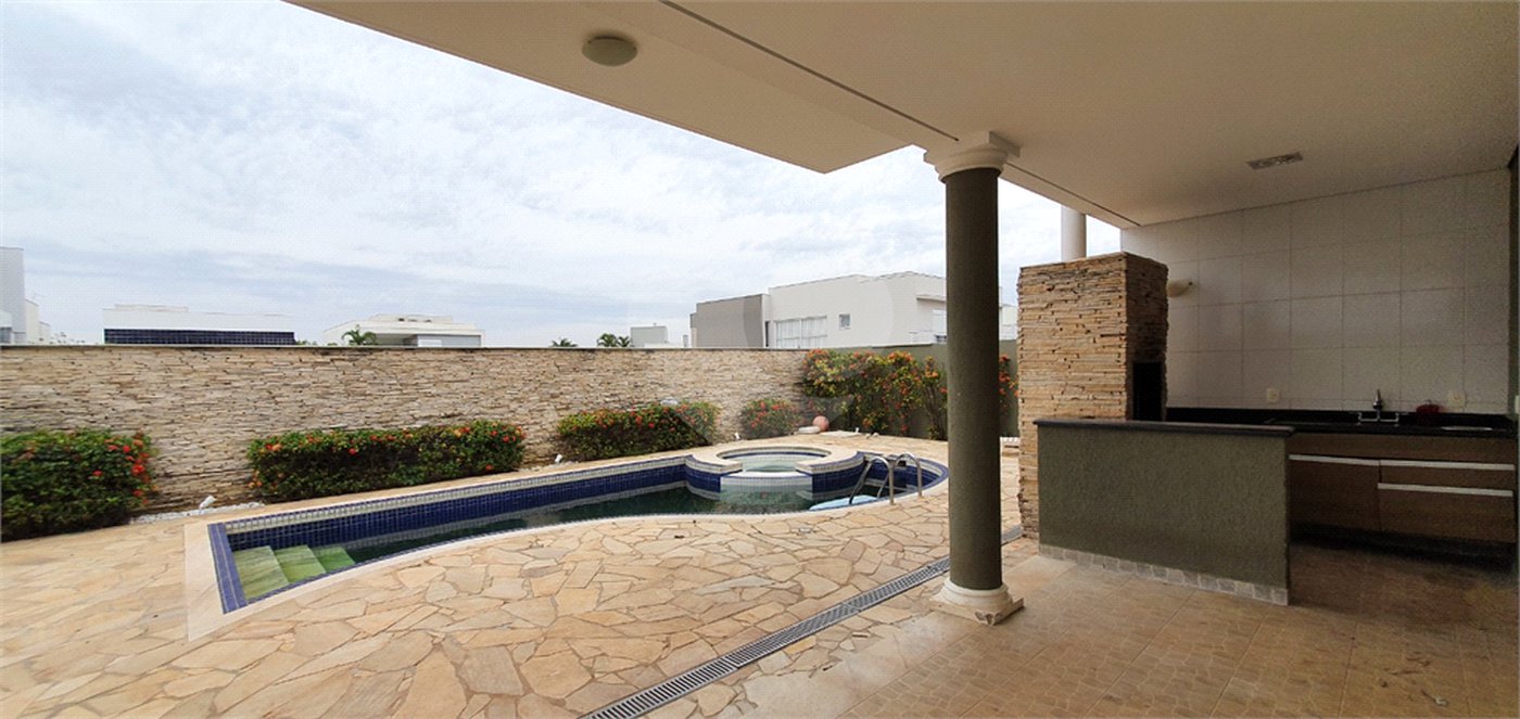 Casa à venda ou para alugar com 3 suítes no condomínio Jardim Vila Paradiso, Indaiatuba - SP