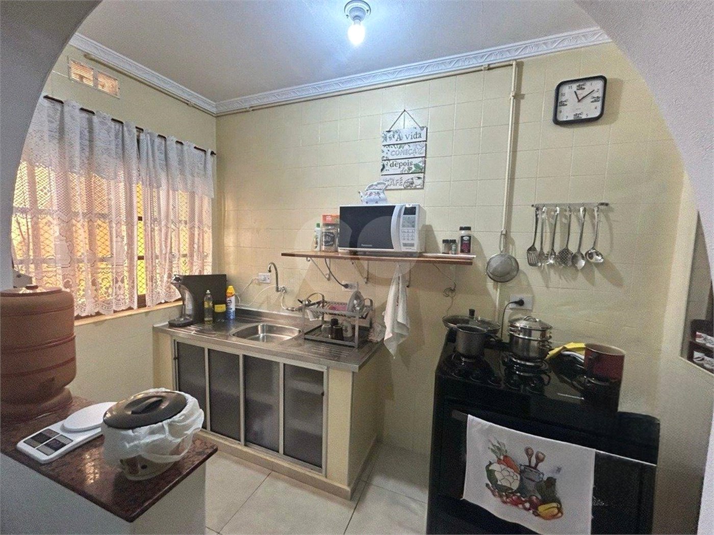 Casa à venda com 3 quartos, sendo 1 suíte,  em Éden, Sorocaba, SP