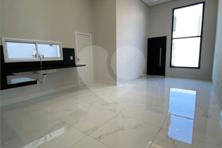 Casa Térrea à venda com 3 quartos, sendo 1 suíte, em Ponte Nova, Várzea Grande, MT