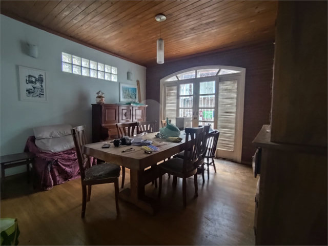 Sobrado à venda com 4 quartos, sendo 2 suítes,  em Tremembé, São Paulo, SP