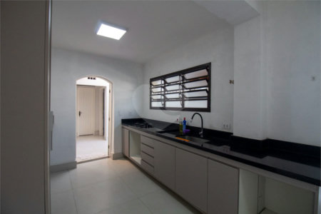 Casa à venda com 3 quartos, sendo 1 suíte, em Brooklin Paulista, São Paulo, SP