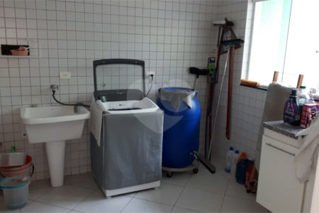 Sobrado à venda com 3 suítes em Água Fria, São Paulo, SP