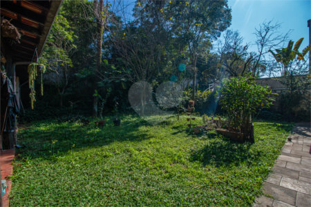 Casa à venda com 4 quartos, sendo 2 suítes, em Chácara Flora, São Paulo, SP