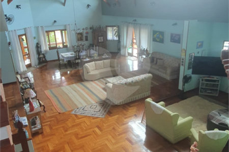 Casa à venda ou para alugar com 4 suítes em Vila Machado, Mairiporã, SP