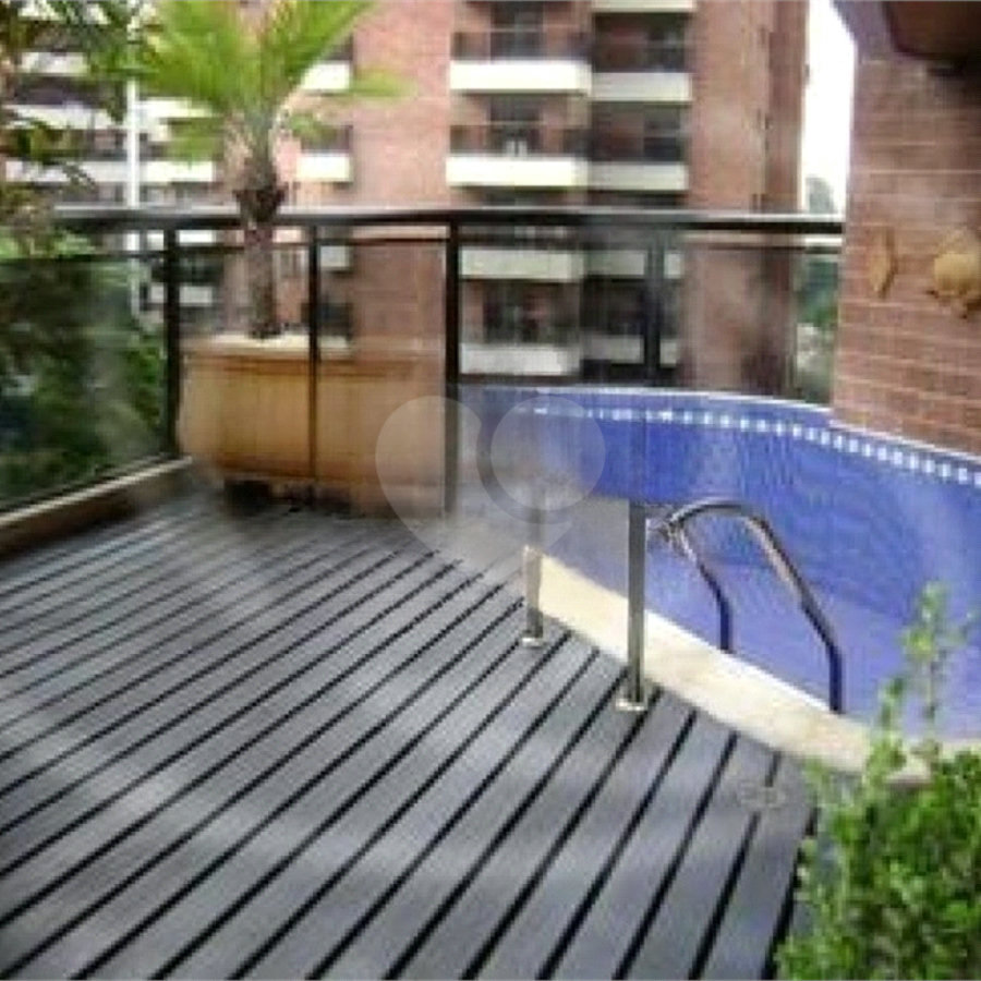 Apartamento à venda ou para alugar com 4 quartos, sendo 3 suítes, em Jardim Vitória Régia, São Paulo, SP